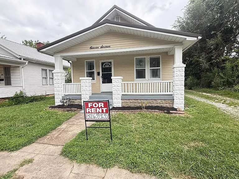 1116 Cedar St — Photo 2