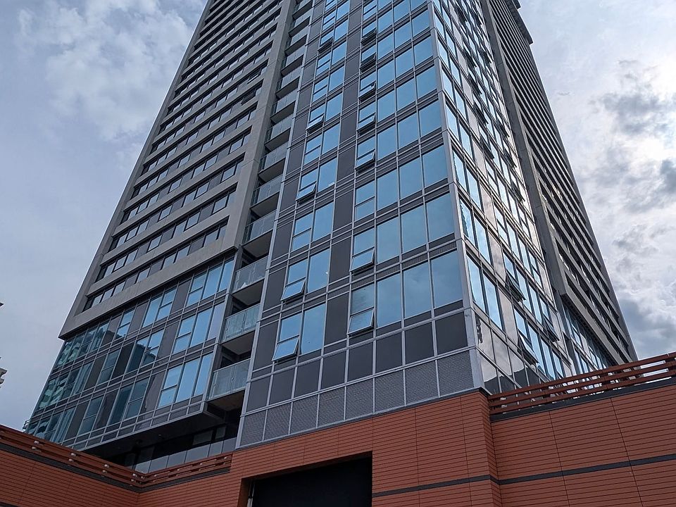 1st image of 609 Sherbourne St #2508