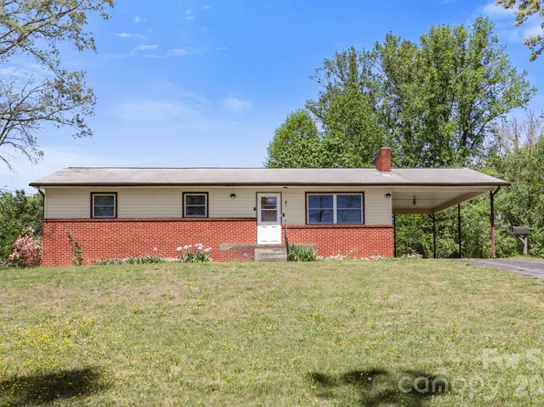 41 Hartshorn Dr, Candler, NC 28715