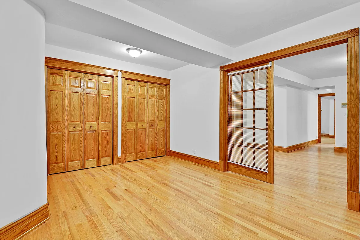 Building Photo - 1826 W Patterson Ave #1