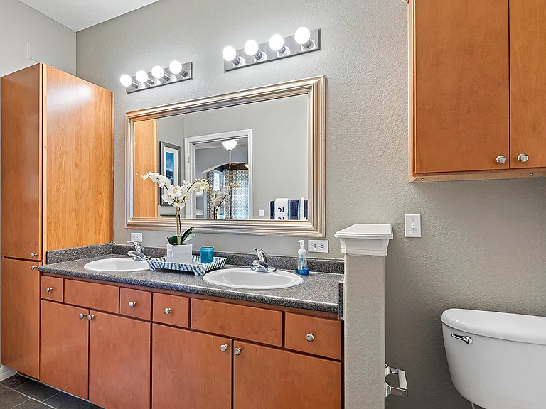 10420 McKinley Dr — Photo 46