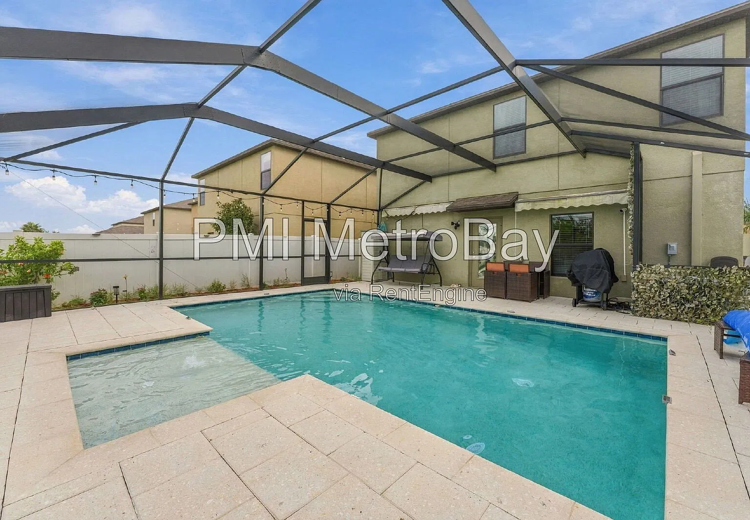 5 bed, 2.5 bath, 2264 sqft, $3,395 — Photo 2