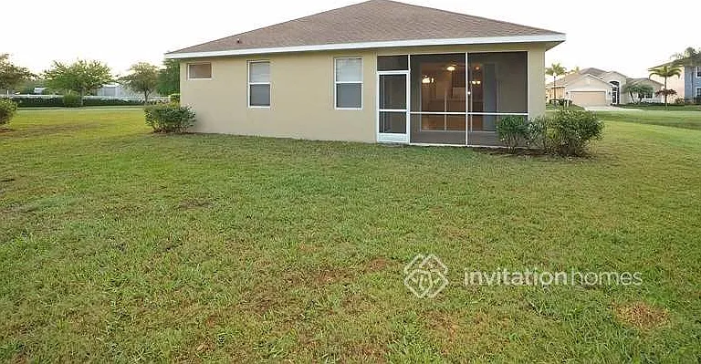 5015 Lakehurst Ct — Photo 19
