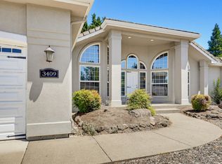 3409 Creek View Dr, Medford, OR 97504