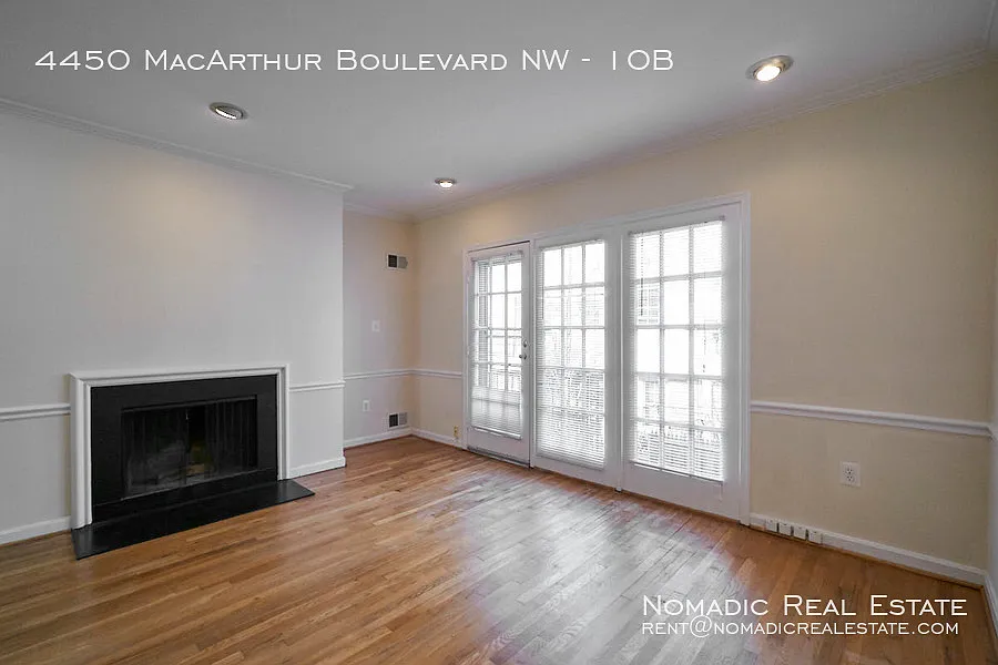 One Month Free Rent! — Photo 2