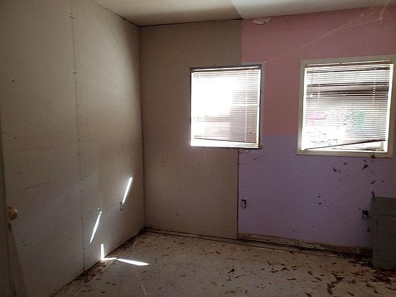 3rd image of 1717 Lee Road 281