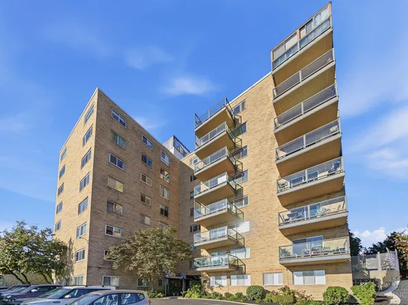 1617 E McMillan St Unit 402, Cincinnati, OH 45206