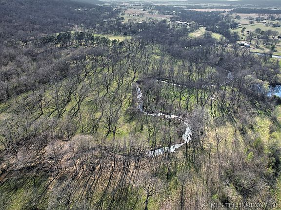 4th image of 917 SW 499th Dr