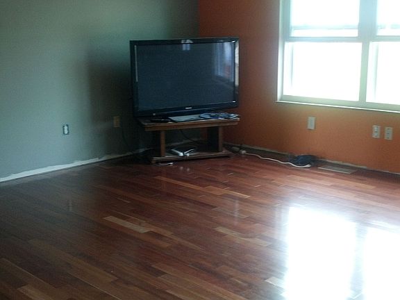 4th image of 4178 Salem Dr