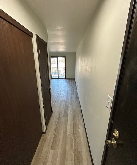 9401 W Calumet Rd — Photo 7