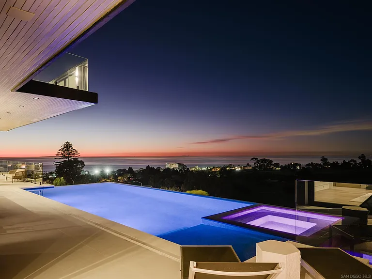 6627 Muirlands Dr — Photo 33