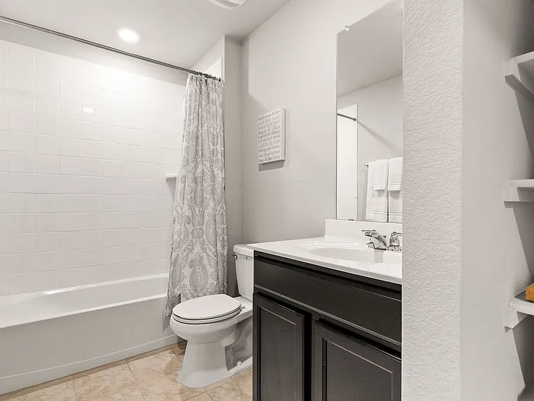 3600 Fountain View Dr — Photo 12