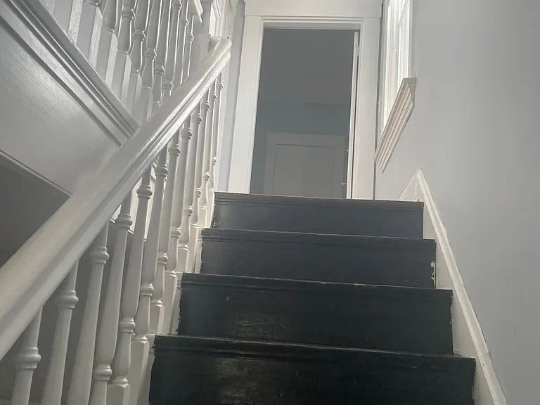 331 W McMillan St — Photo 3