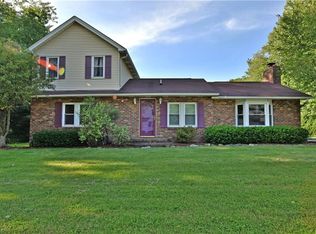 1515 Ohltown Girard Rd, Mineral Ridge, OH 44440