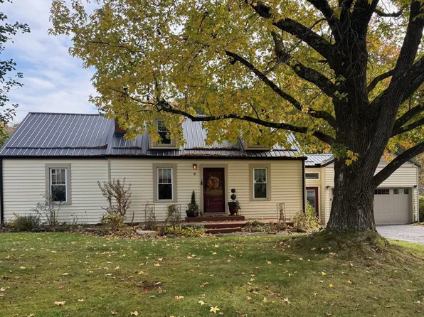 37 Euclid Dr, Athens, OH 45701