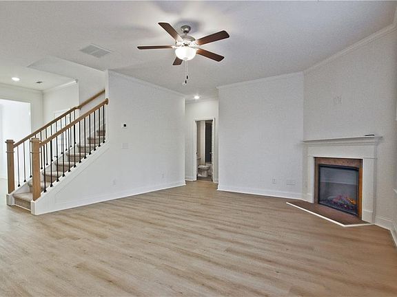 7th image of this home