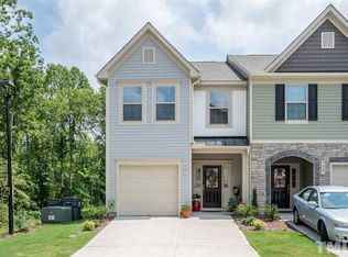 16 N Hedgewick Dr, Clayton, NC 27527