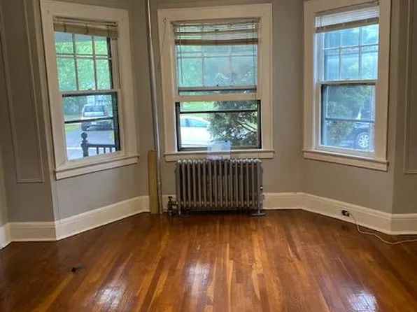 60 Cedar Ave #60A, Highland Park, NJ 08904