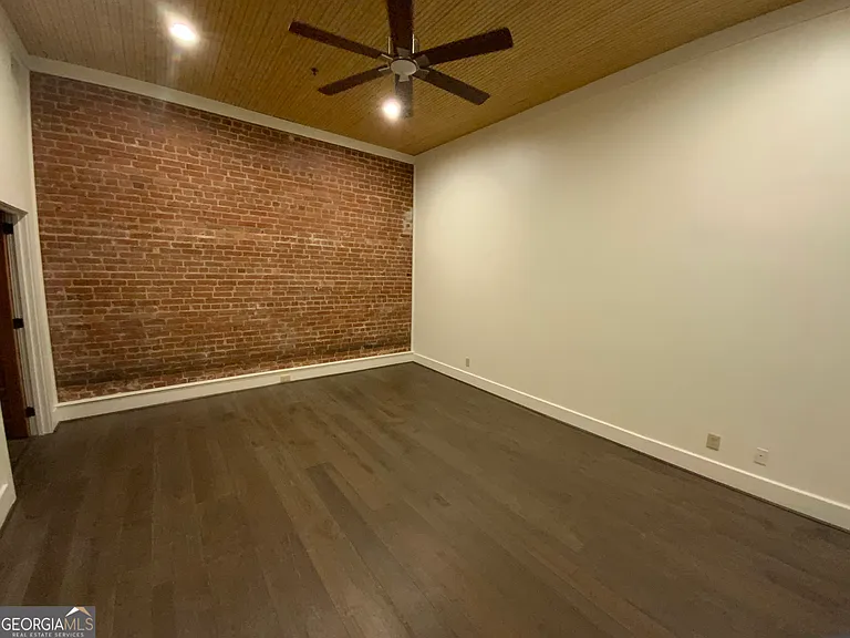 234 Broad St — Photo 9