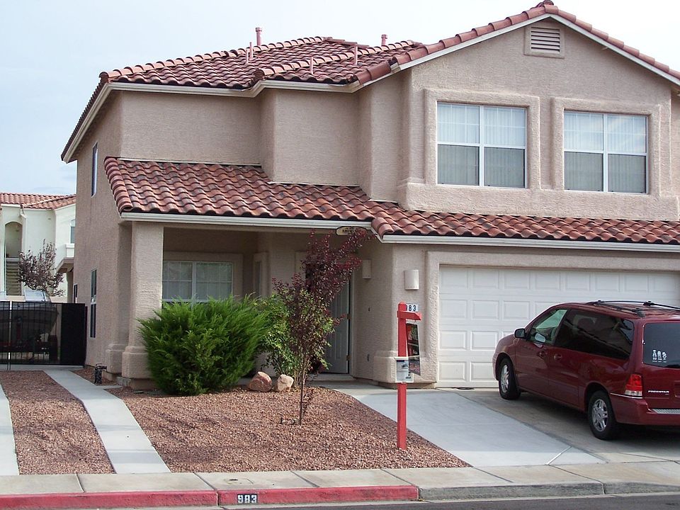 FRONT HOUSE