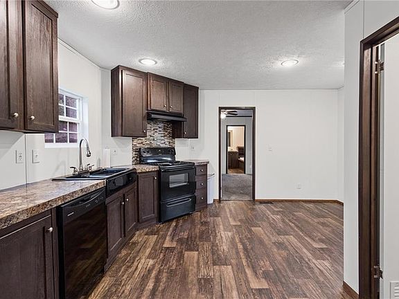 3rd image of 6878 March Pointe Dr E