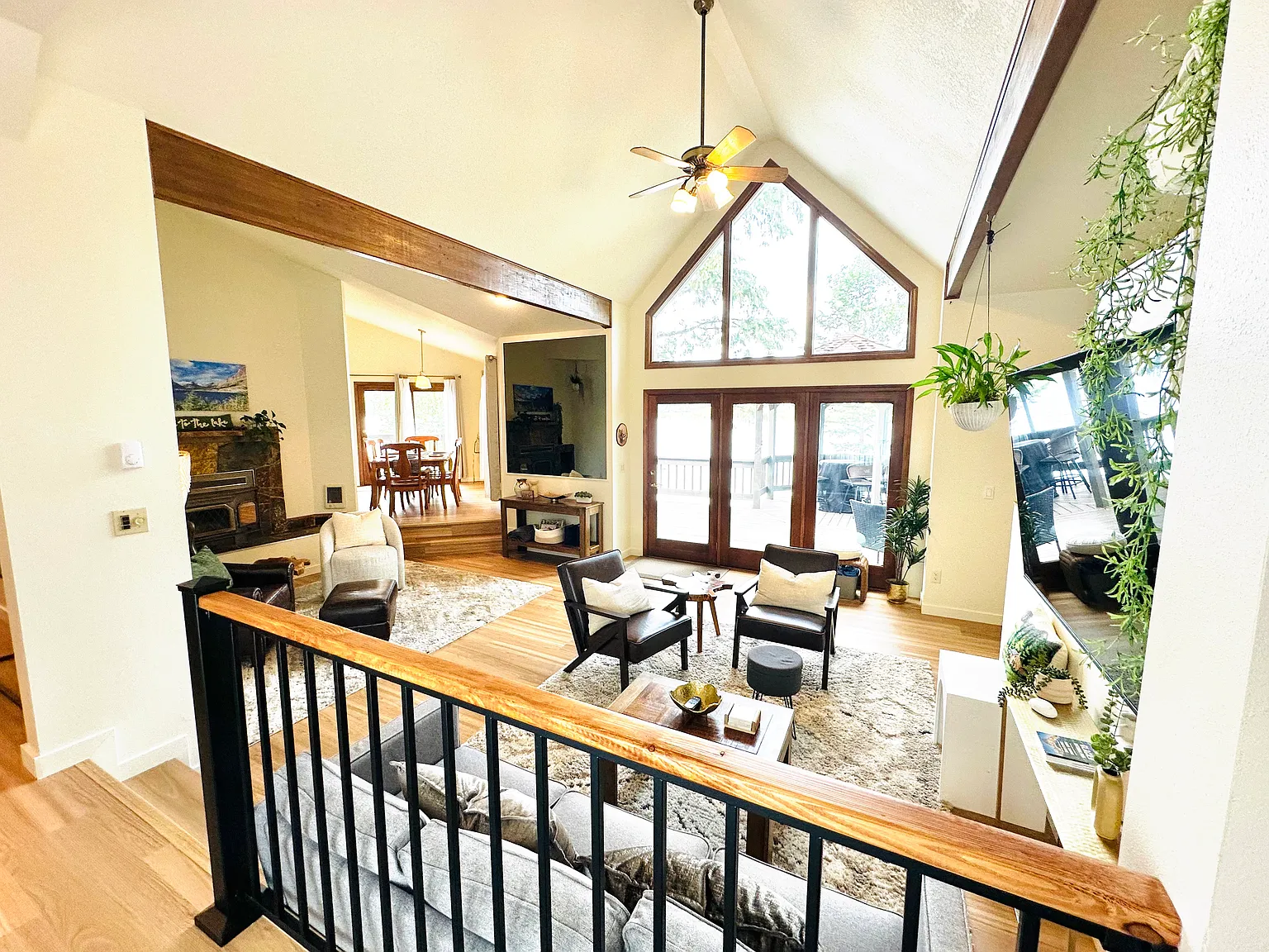 99 Treasure Island Way — Photo 3