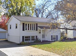 530 N Hillcrest Blvd, Decatur, IL 62522