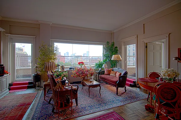 Sold by Beth Chase Real Estate | media 33