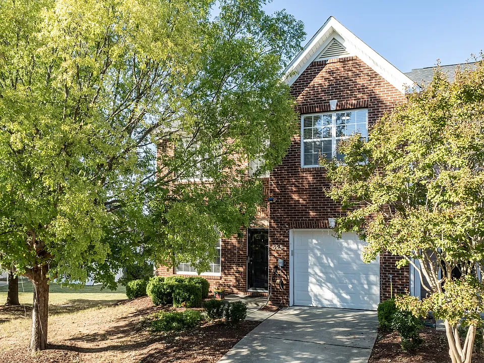 525 Writers Way