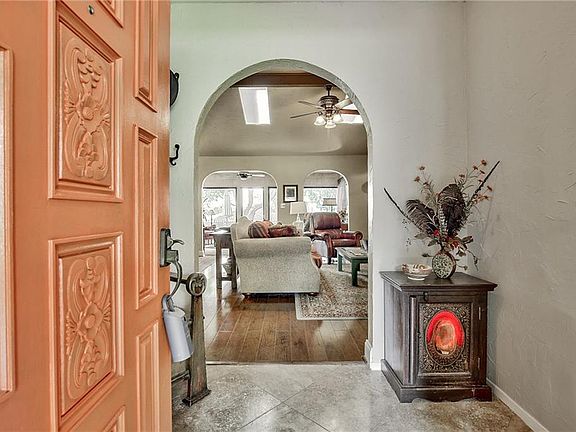 5th image of 419 Granada Calle Ct
