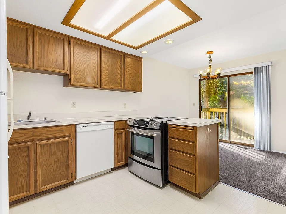 17633 NE 88th Pl