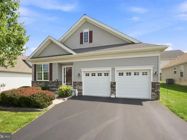 505 McElree Ln, Coatesville, PA 19320