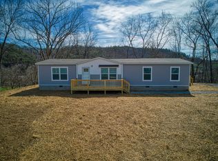 174 Oscar Ln, West Liberty, KY 41472