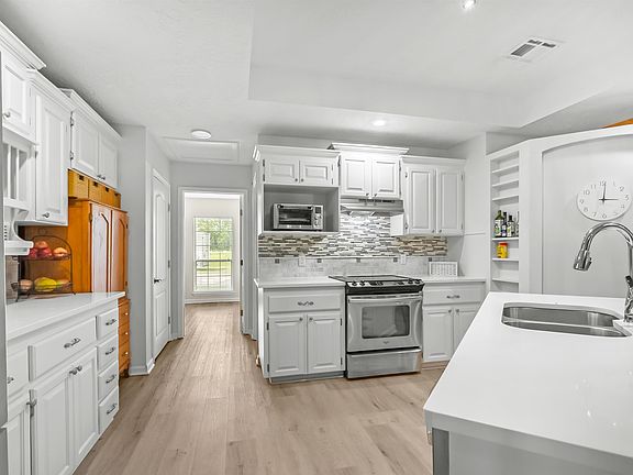 5th image of 3900 Paul White Rd