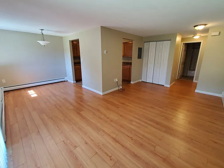 Apple Ridge Apartment Homes — Photo 2