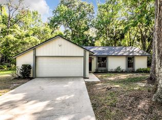 219 Mockingbird Ln, Winter Springs, FL 32708