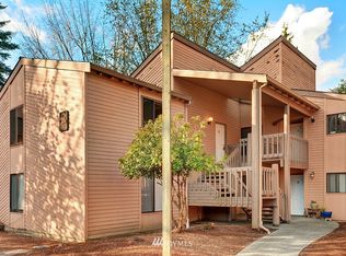 10008 NE 122nd St #R-C, Kirkland, WA