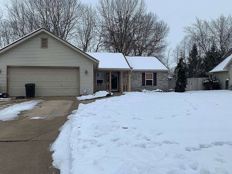1st image of 405 Castlewood Ct