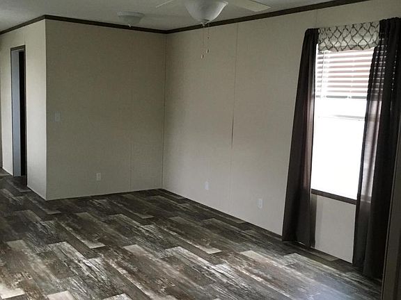 4th image of 1411 N Park Ave #28