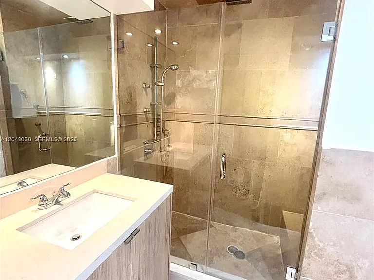 2666 Tigertail Ave #114 — Photo 8