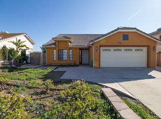 349 Apollo Dr, Vista, CA 92084