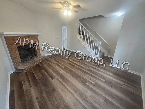 105C Manorwood Ct Photo 1