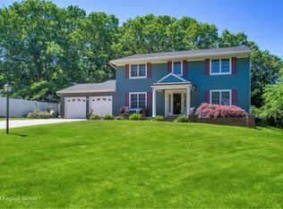 20 Shetland Ln, Saint James, NY 11780