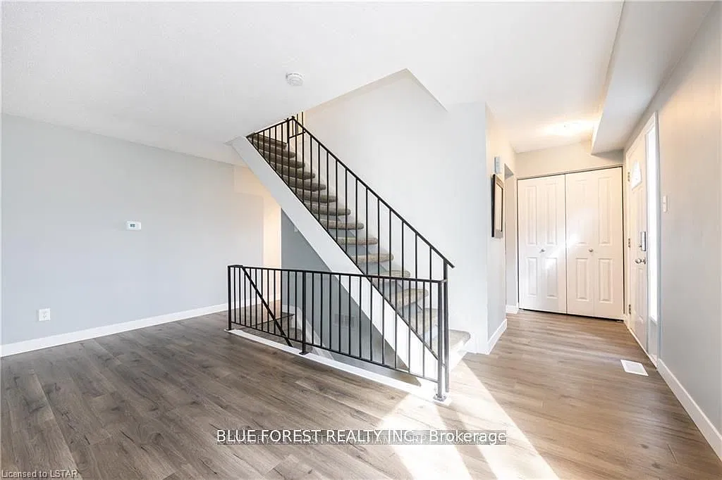 2 bed, $2,200 — Photo 4