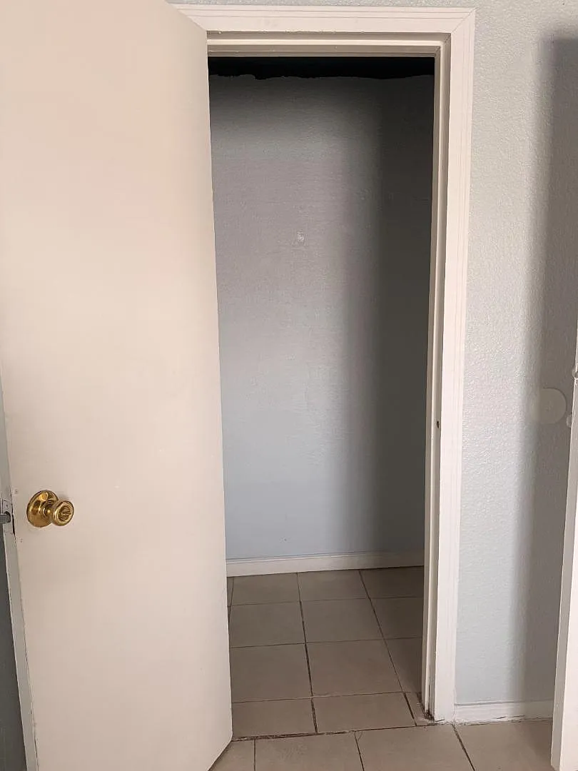 1735 N Rancho - Apt B — Photo 1