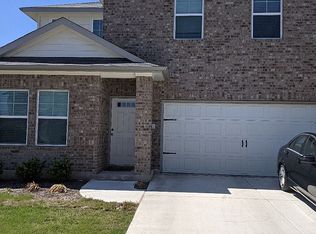 506 Mossy Rock Dr, Hutto, TX 78634