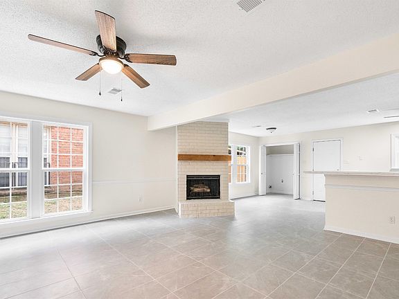 4th image of 3541 Bishops Gate Dr