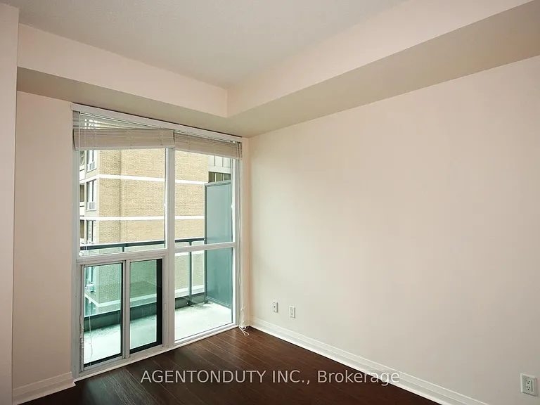 1121 Bay St #708 — Photo 9