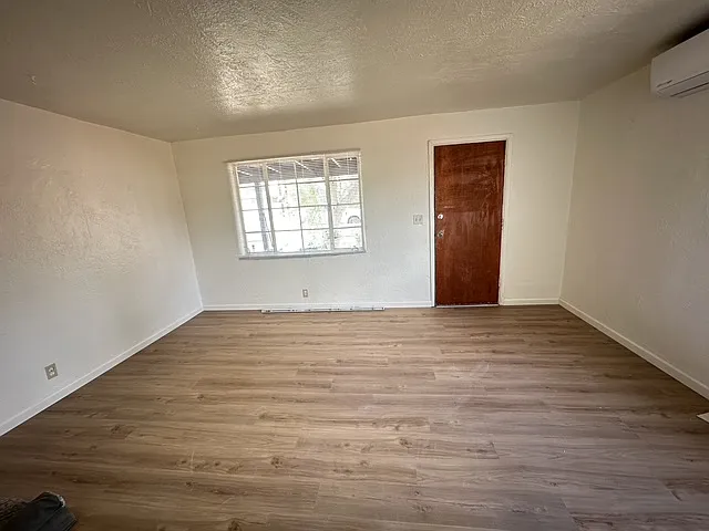 1 bed, 700 sqft, $920 — Photo 4