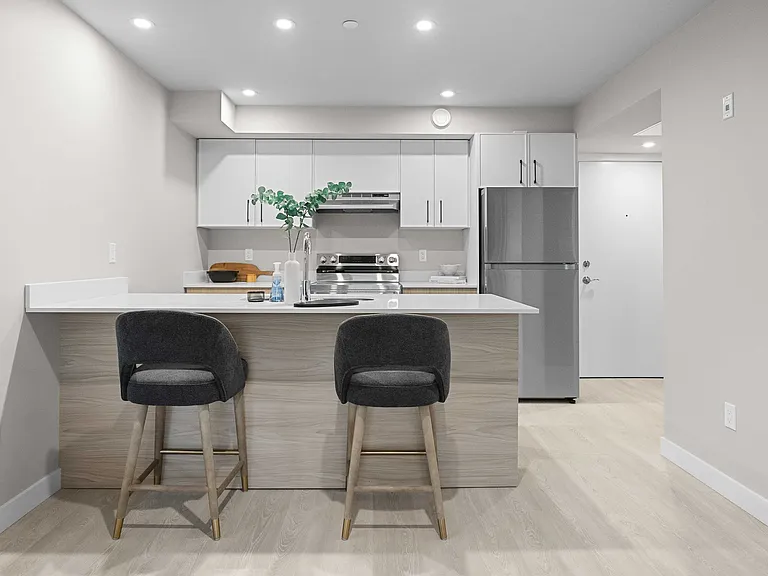 107 Evans St — Photo 10
